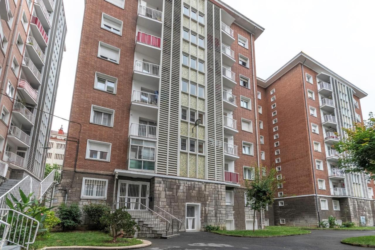 Апартаменты Apartamento En Centro De Bilbao, Deusto Экстерьер фото