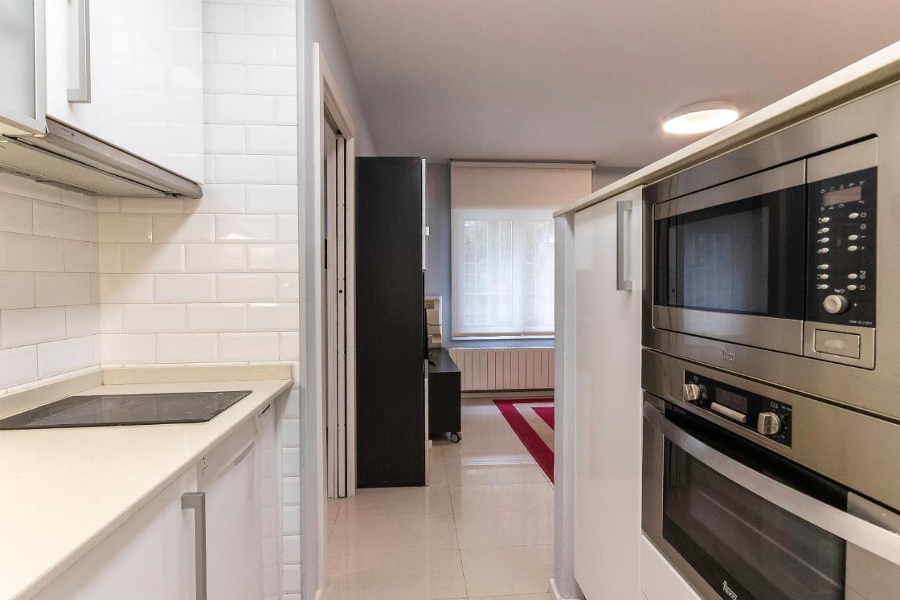 Апартаменты Apartamento En Centro De Bilbao, Deusto Экстерьер фото