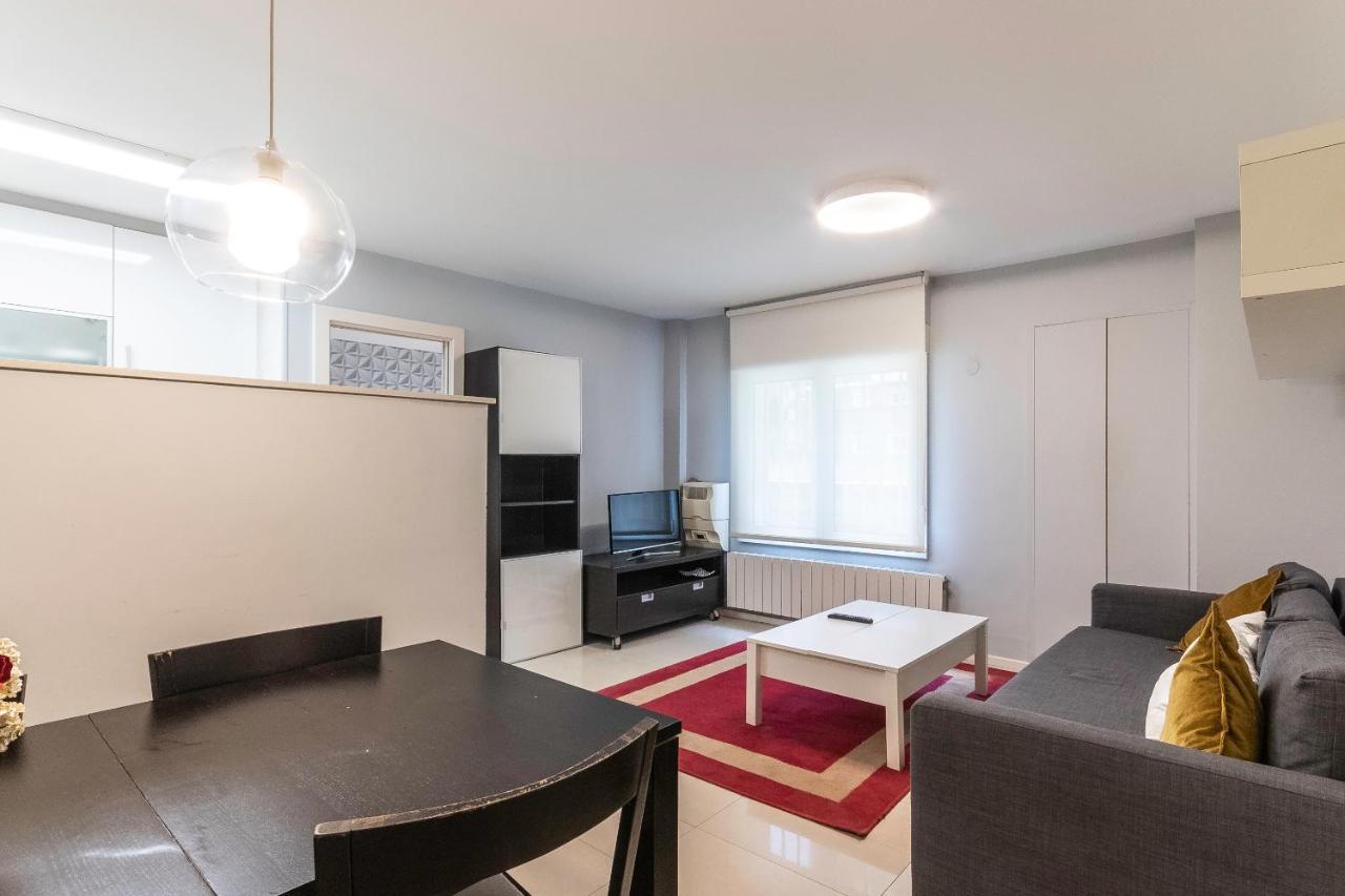 Апартаменты Apartamento En Centro De Bilbao, Deusto Экстерьер фото
