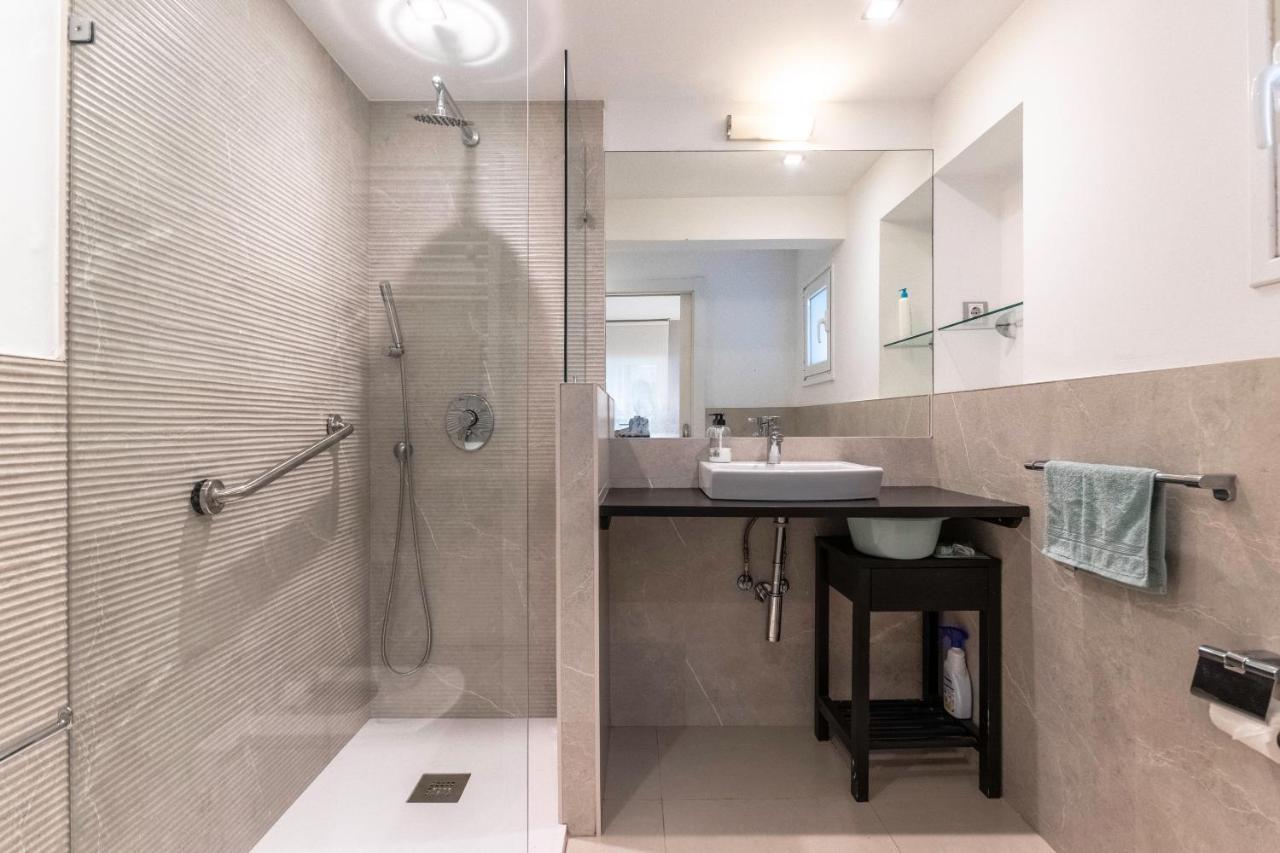 Апартаменты Apartamento En Centro De Bilbao, Deusto Экстерьер фото